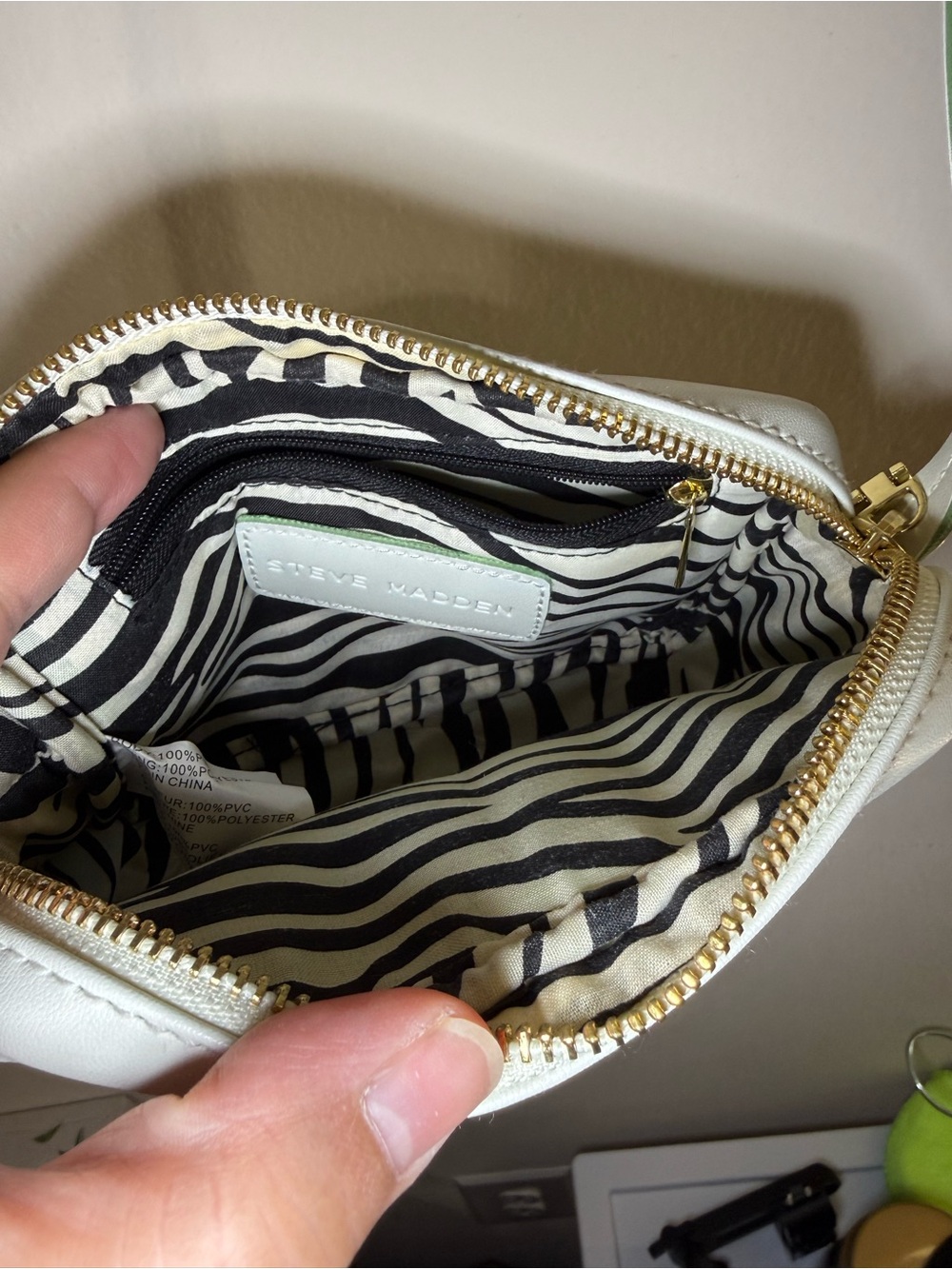 Steve Madden White Crossbody - Picture 2 of 4
